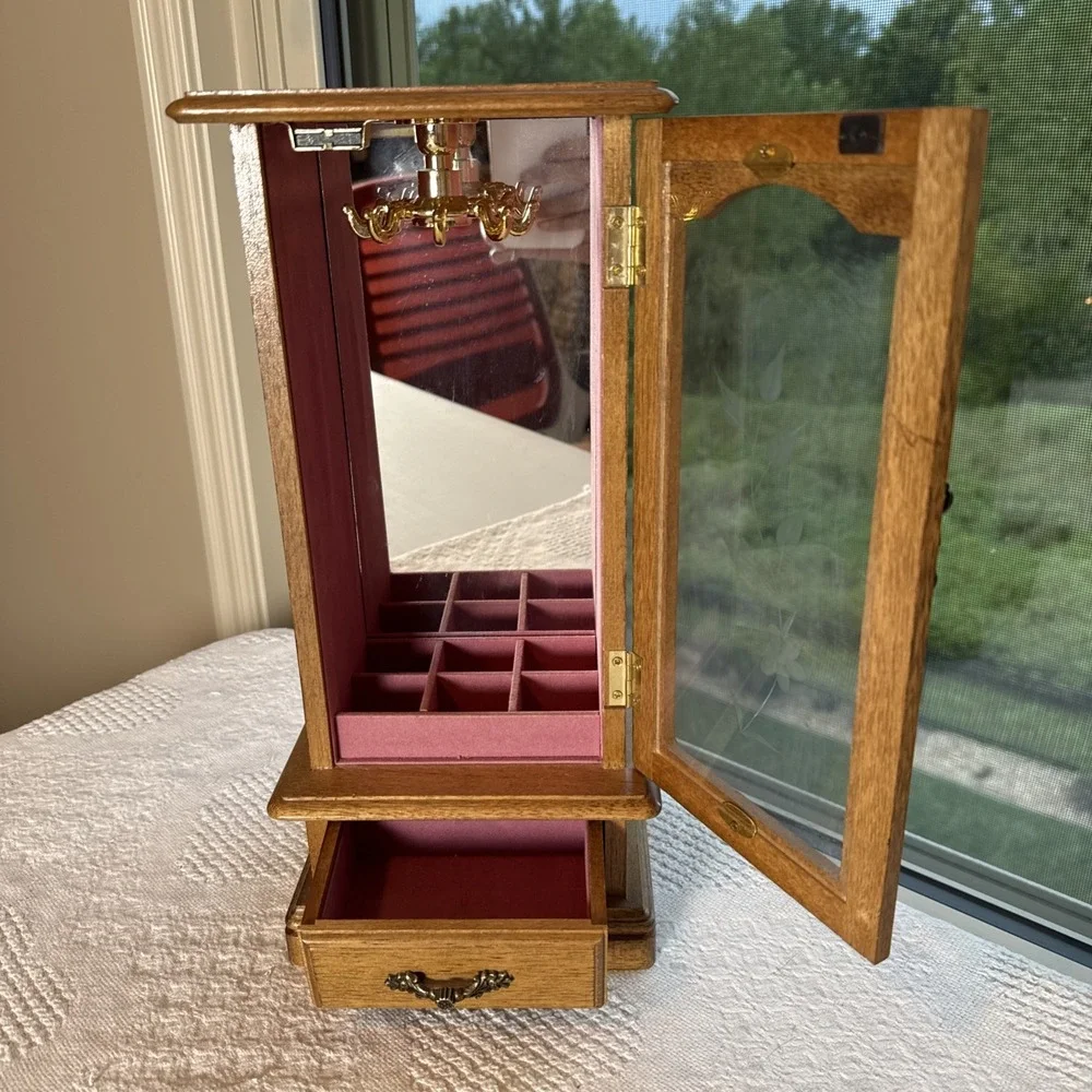 Vtg Westland Co Wood Jewelry Music Box  Storage Necklace Earring Rings Bracelets